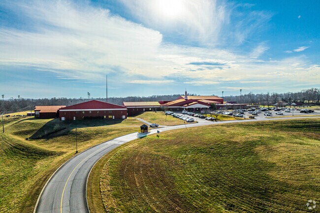 Students within Charlotte can play for sports teams at Creek Wood High School.
