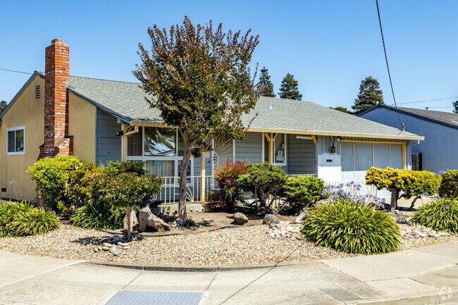 The homeowners of Longwood- Winton Grove take pride in their community.