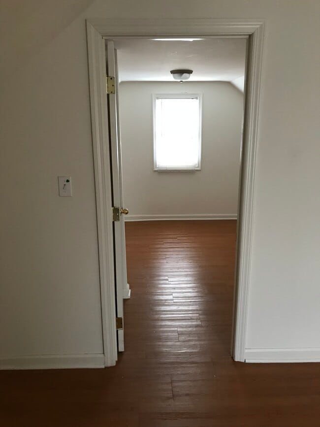 15 W Burlington St unit 401, Bordentown, NJ 08505 - photo 7