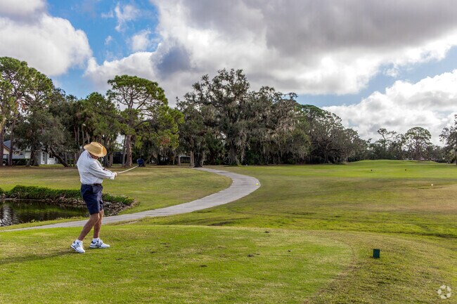 Lake Sarasota is home to bent tree country club & another private country club as well.