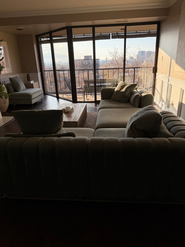 426 S 1000 E, Salt Lake City, UT 84102 - photo 5