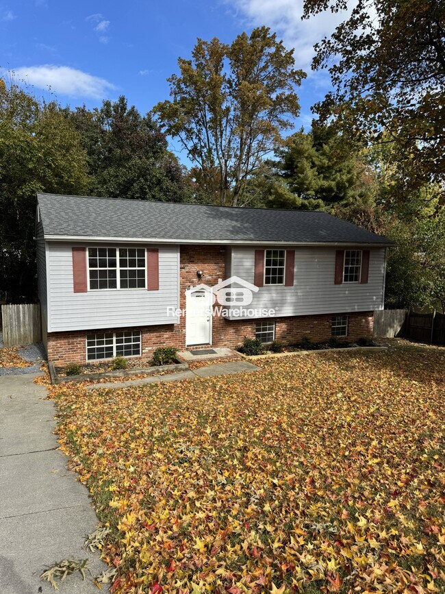 1088 Crestview Dr, Annapolis, MD 21409