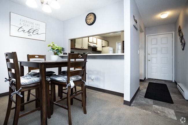 Ontario Village Apartments - Deluxe  2 Bedroom, 1 & 2 bath , Furnished  Apartment Options, Watertown, NY 13601 - photo 5