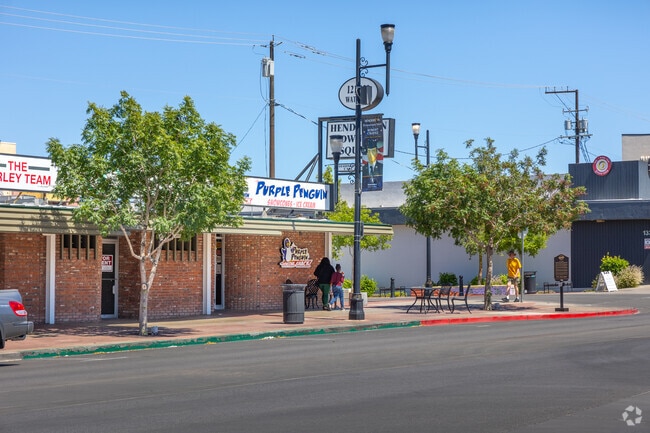 Next to Paradise Hills is Water Street and Downtown Henderson for recreational activities.