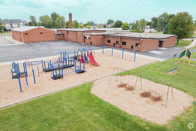 Parsons Elementary welcomes playtime.