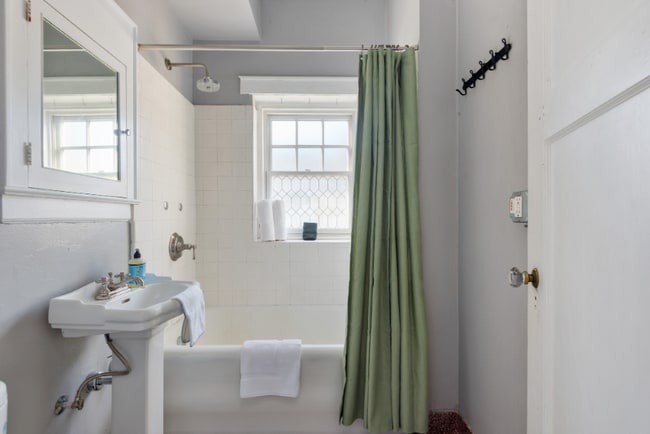 Embassy unit 212, Portland, OR 97209 - photo 6