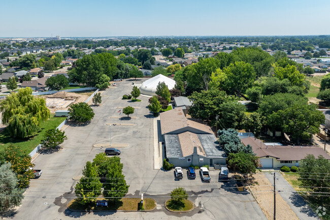 Aerial context east at Calvary Christian School.