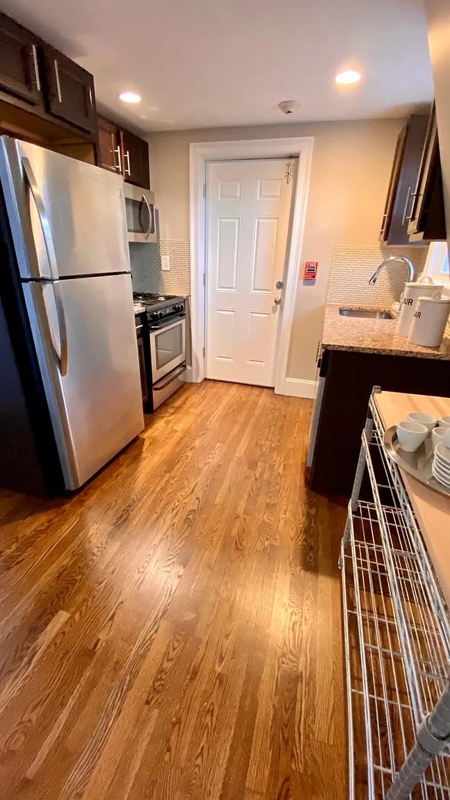 100 Winter St unit 4, Cambridge, MA 02141 - photo 5