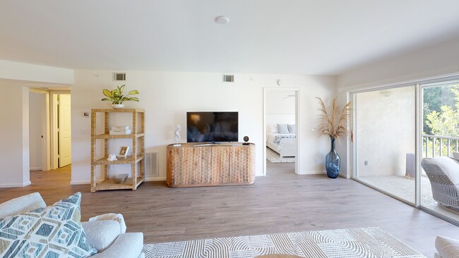 1051 Eastham Way unit 204, Naples, FL 34104 - photo 2