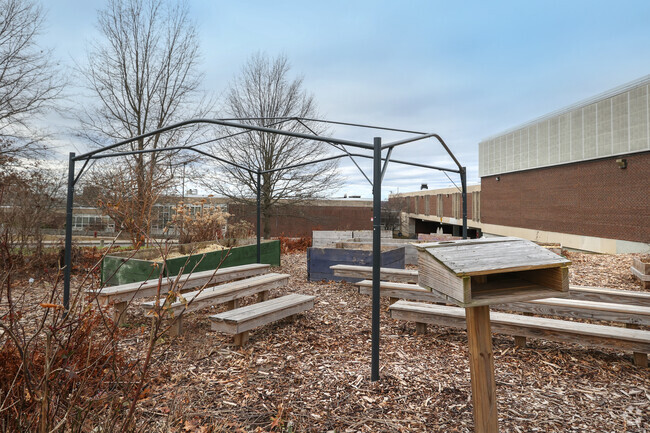 Henry J. Robinson Middle School gets an A rating from Nitch for diversity.