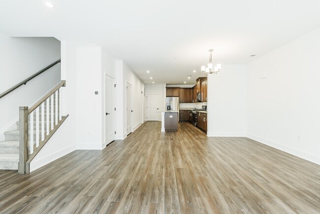 7104 Donatello Dr, Princeton, NJ 08540 - photo 6