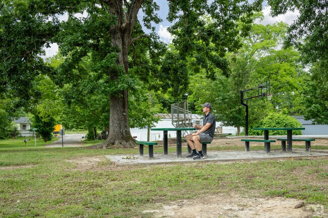There is some great seating at Oak Street Park.