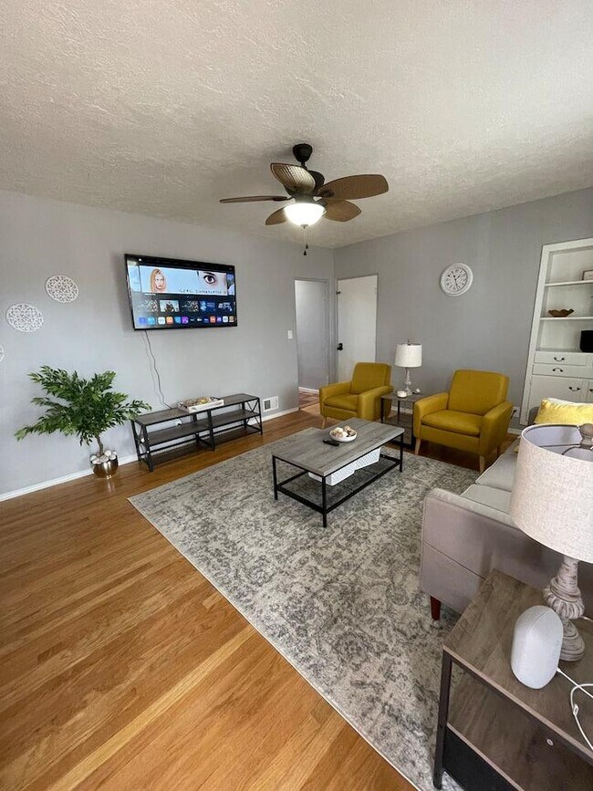 Gracey's Nation - Truman Community, Albuquerque, NM 87110 - photo 4