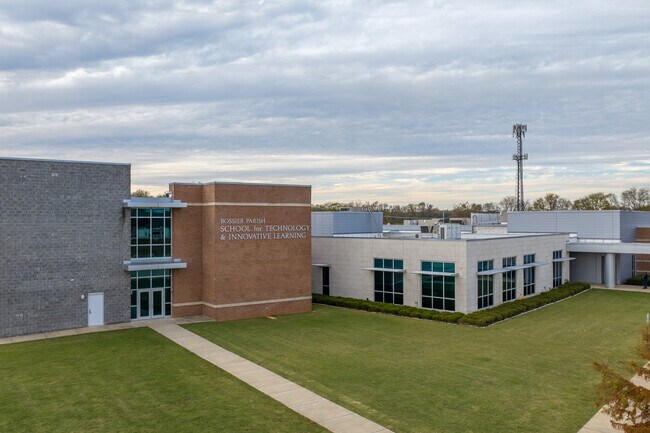 Bossier Parish Technical School has many different courses for advanced students.