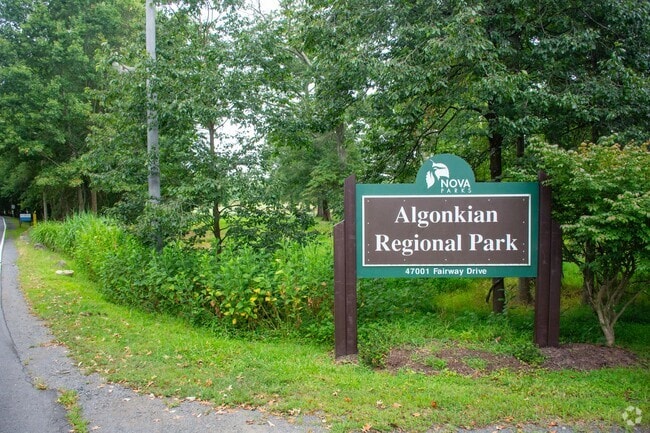 Welcome to Algonkian Regional Park in Potomac Lakes.
