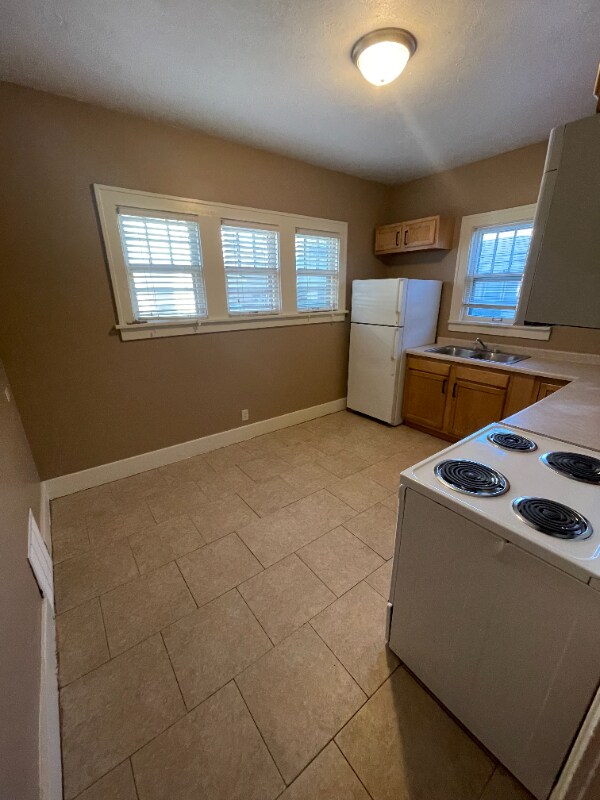 1418 S 17th St, Lincoln, NE 68502 - photo 6