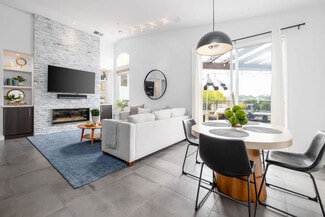 818 Sunset Dr Unit ID1292580P, Vista, CA 92081