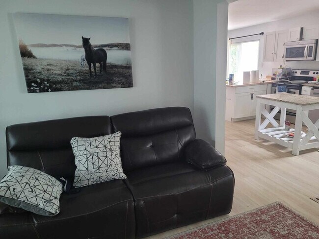 967 Lacon Dr unit ID1302415P, Newport News, VA 23608 - photo 2