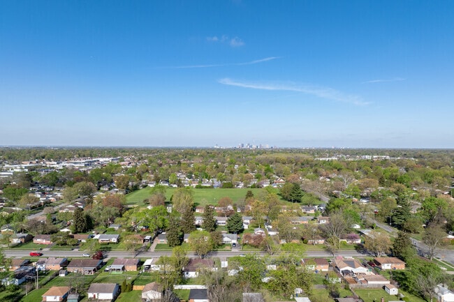 East of Columbus sits the calm urban neighborhood of Beechwood.