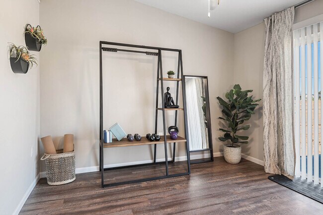 Redwood Crystal Lake, Crystal Lake, IL 60014 - photo 6