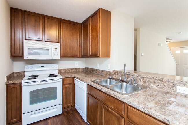 1BR, 1.5BA - 1,140 SF - Oxford