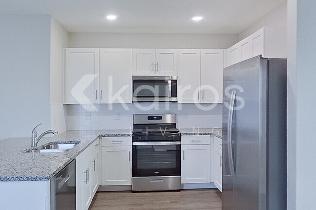 32044 Katelin Cir, Leesburg, FL 34748 - photo 4