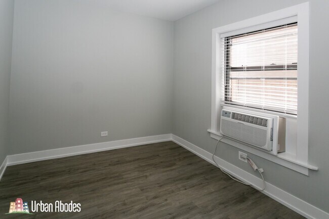 705 W Brompton Ave unit A06C, Chicago, IL 60657 - photo 7