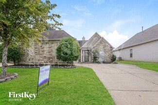 8595 Shady Elm Dr, Memphis, TN 38018