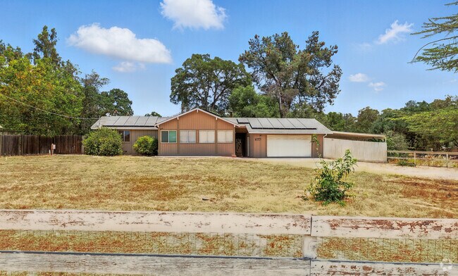 Homes with large lots are found in Mi Tierra Mexican Restaurant in Rancho Calaveras in Calaveras County.