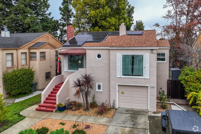 Many homes in West Vallejo come with solar panels installed.