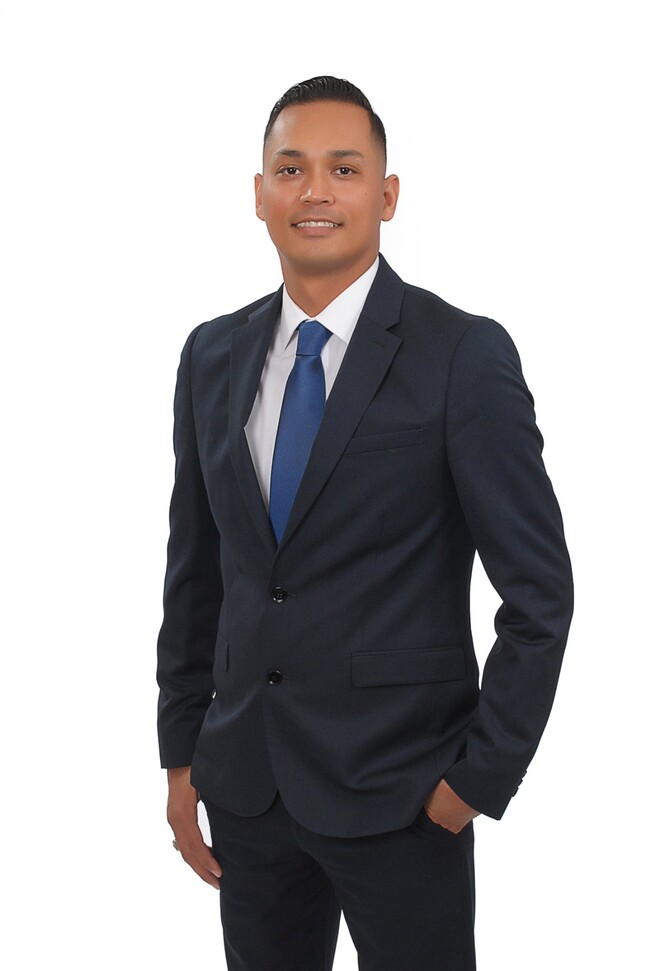 Agent Photo