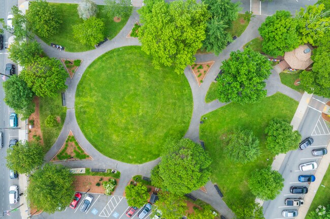 The Stoneham Town Common regularly hosts events of all kinds yearround and welcomes any and all residents from Lindenwood.