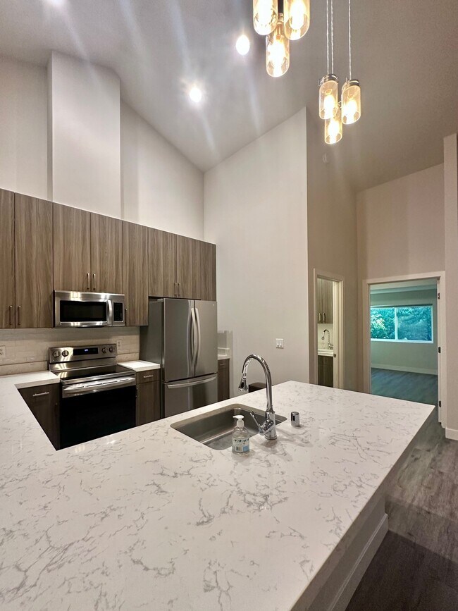 2309 K St unit 201, Sacramento, CA 95816 - photo 2