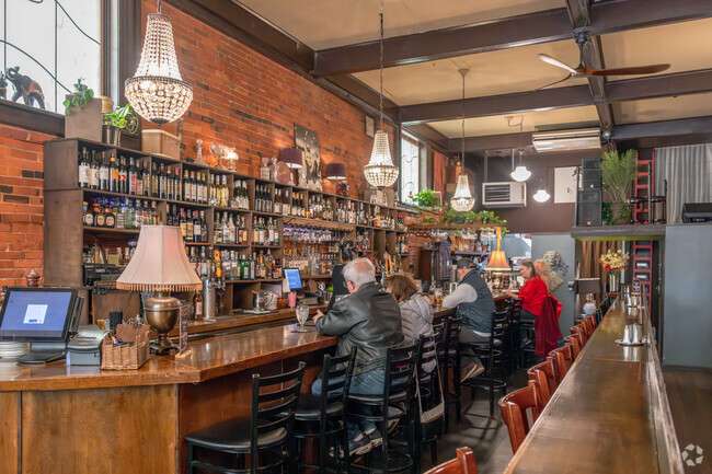 The Repp in Snohomish offers Fobes Hill residents craft cocktails, live music, and more.