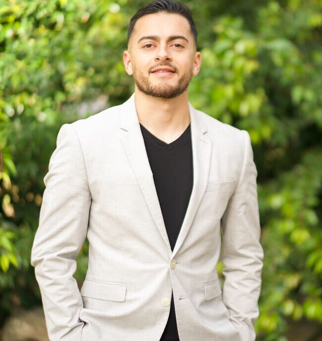 Agent Photo