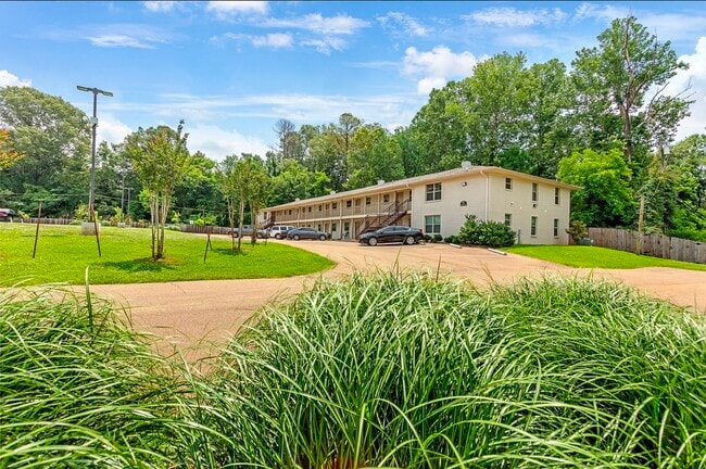 Azalea Cove, Vicksburg, MS 39180 - photo 2