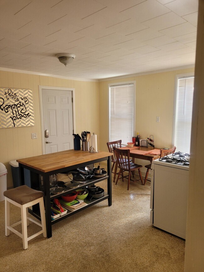 35 Hancock St unit 3, Somerville, MA 02144 - photo 6