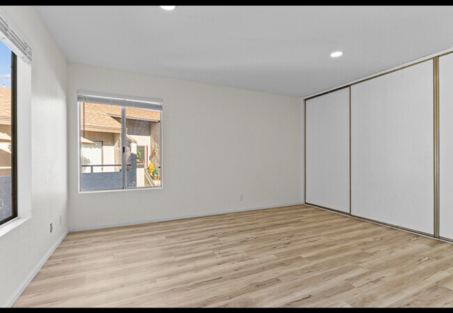 21921 Rimhurst Dr unit F, Lake Forest, CA 92630 - photo 6