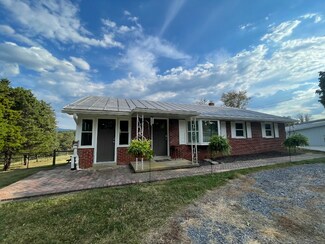 907 Copp Rd, Strasburg, VA 22657