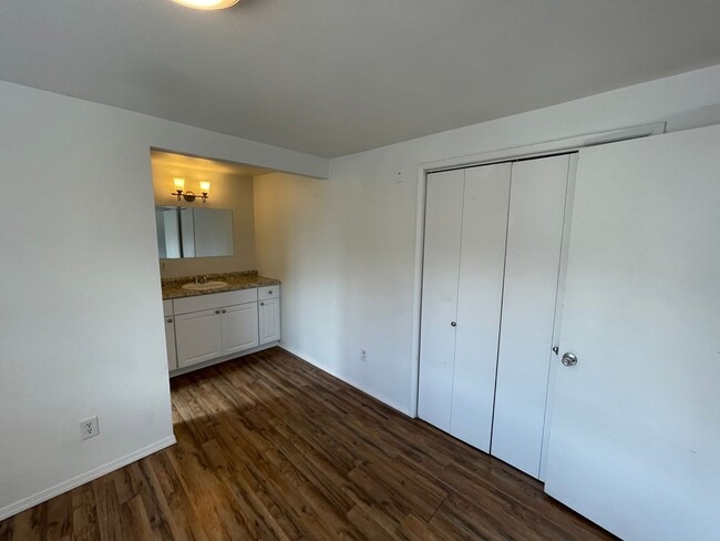 301 Apartments in the heart of Beacon Hill, Seattle, WA 98144 - photo 7