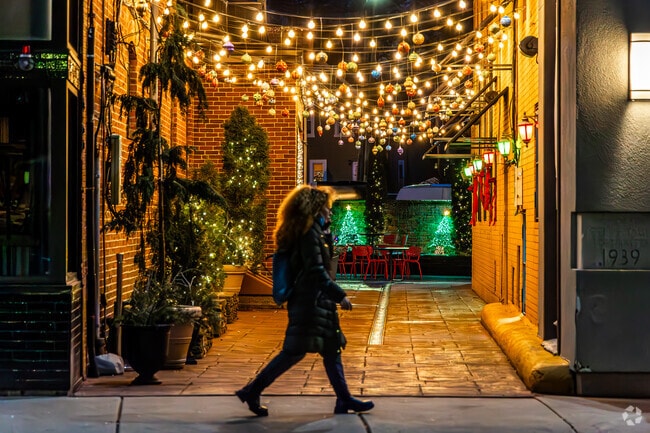 Brighton is filled with nightlife and night lights.