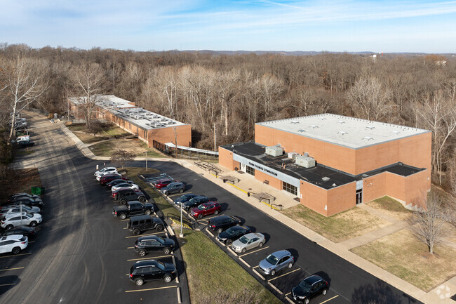 Senn-Thomas Middle School in Herculaneum, MO cater to individual learning styles.