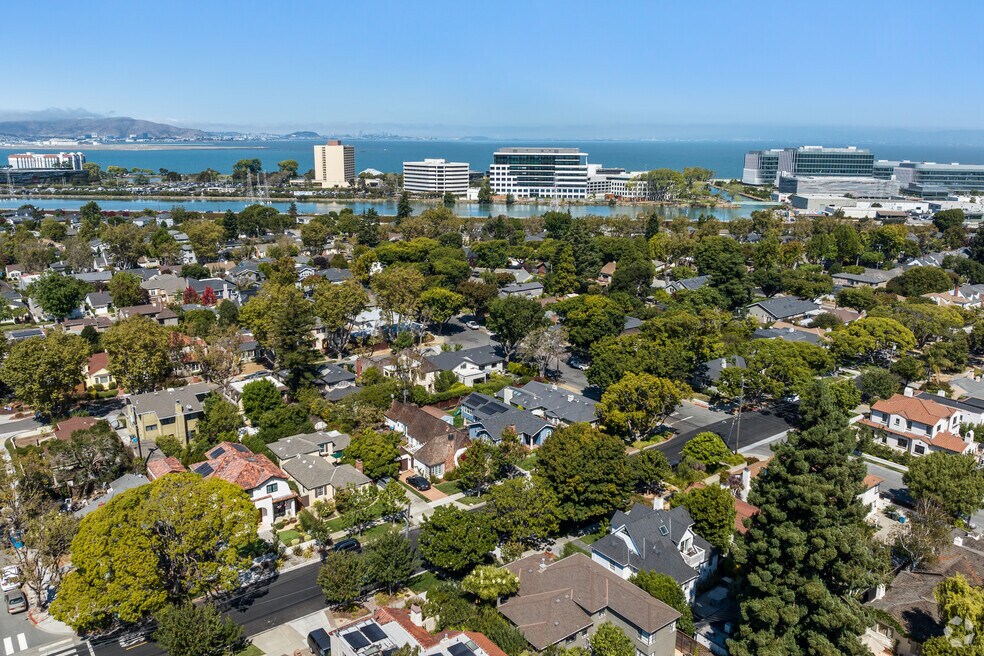 NH_Oak Grove Manor_548881_P2_V2_MD_100224