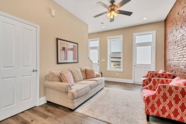 925 S Sarah St unit ID1031869P, Saint Louis, MO 63110 - photo 7