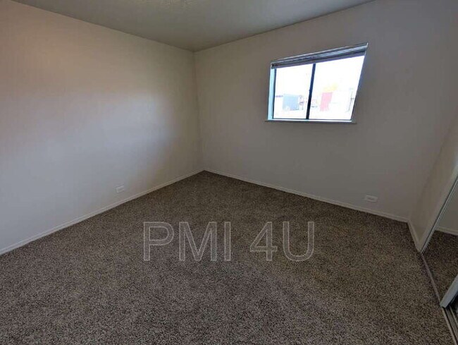 118 S Main St unit 2, Belen, NM 87002 - photo 6