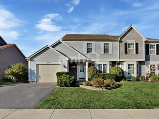 1440 Summerhill Dr, Mundelein, IL 60060