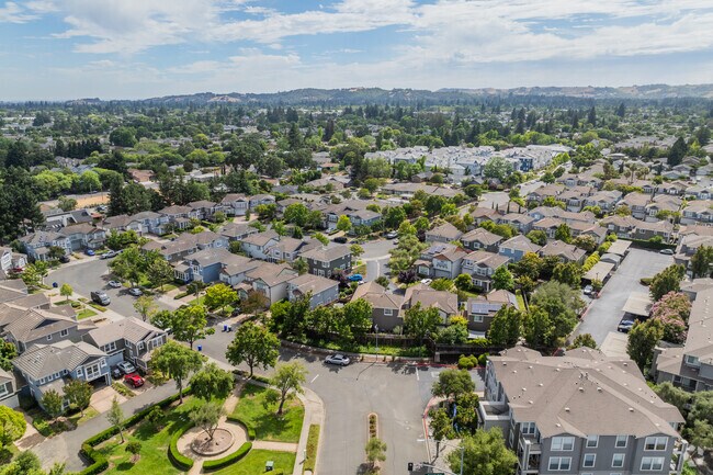 Von Uhlit Ranch is a quite suburban neighborhood nestled in the heart of Napa.