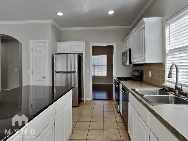 4306 S Tamarack Ave W, Broken Arrow, OK 74011 - photo 5