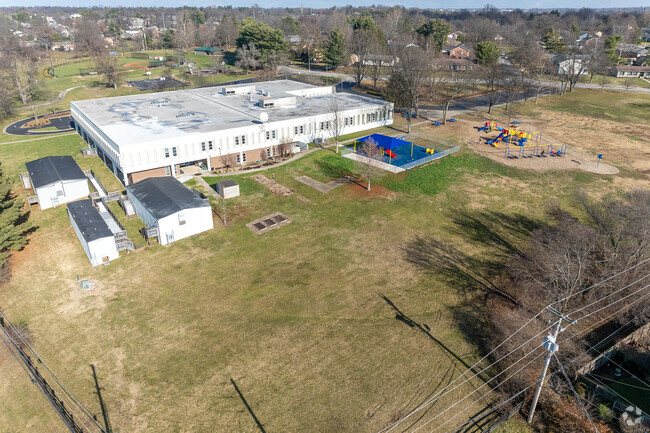 The student population of Julius Marks Elementary School is 481 and the school serves PK-5.