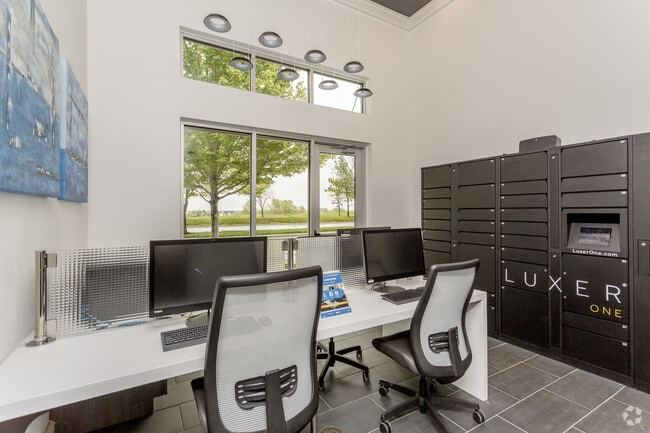 New Longview Apartments, Lees Summit, MO 64081 - photo 6